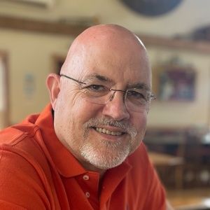 Meet your Posher, Cloyce